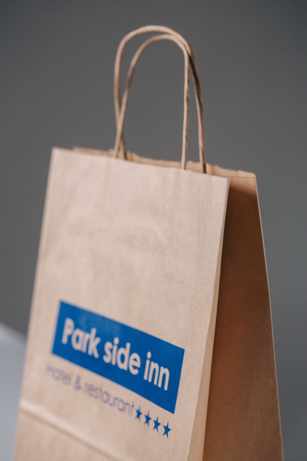 Крафт пакет, плоские ручки, 26*15*35 см (ш*г*в), бурый 80 гр.